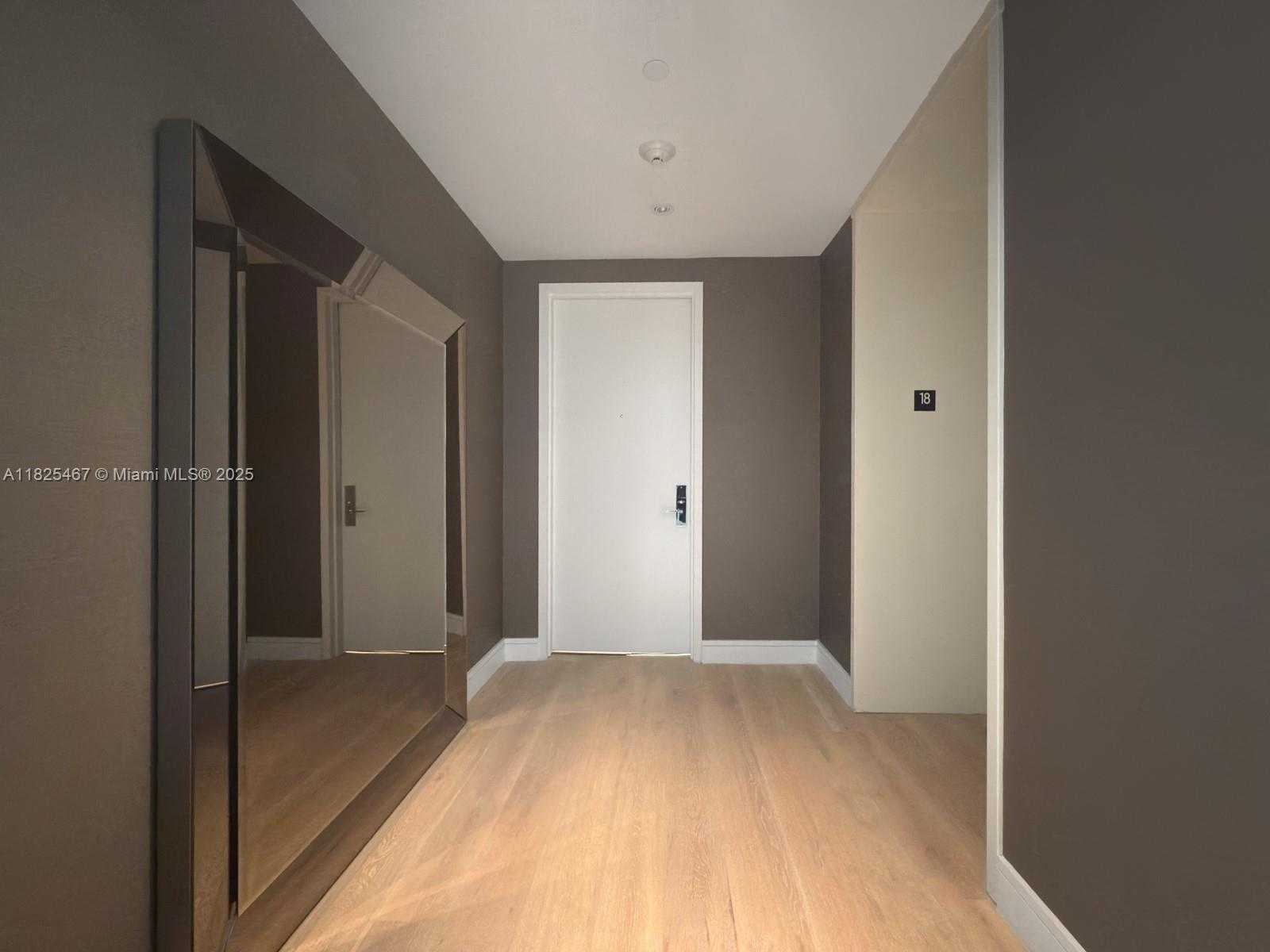 Small Image of 10201 COLLINS AVE #1802, Bal Harbour Number 27