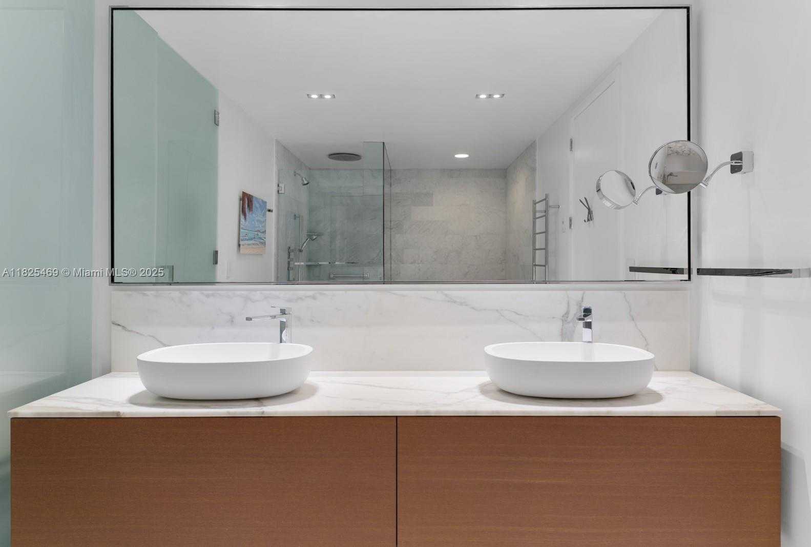 Small Image of 10203 COLLINS AVE #1003, Bal Harbour Number 14