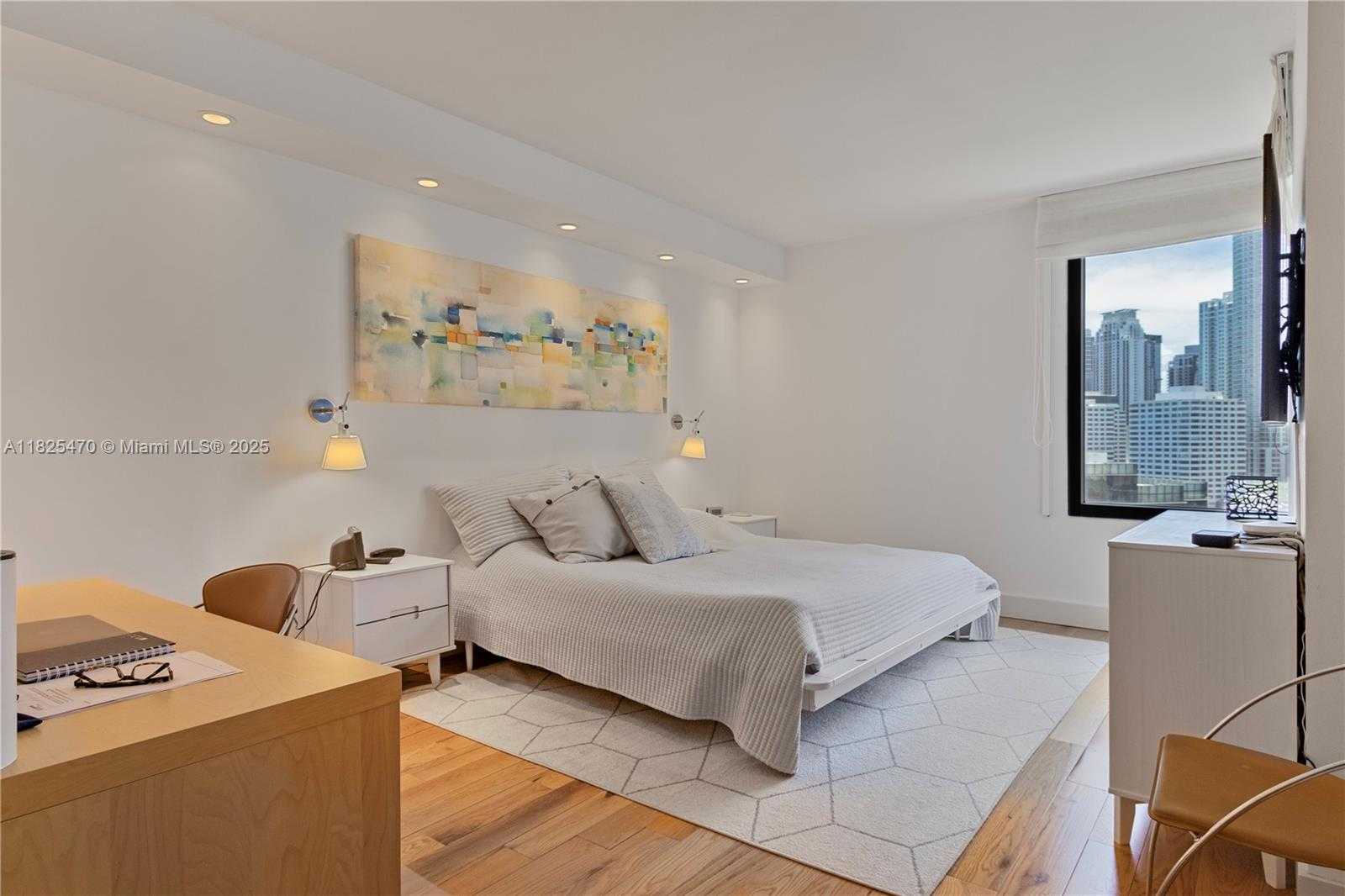 Small Image of 520 BRICKELL KEY DR #A1421, Miami Number 13