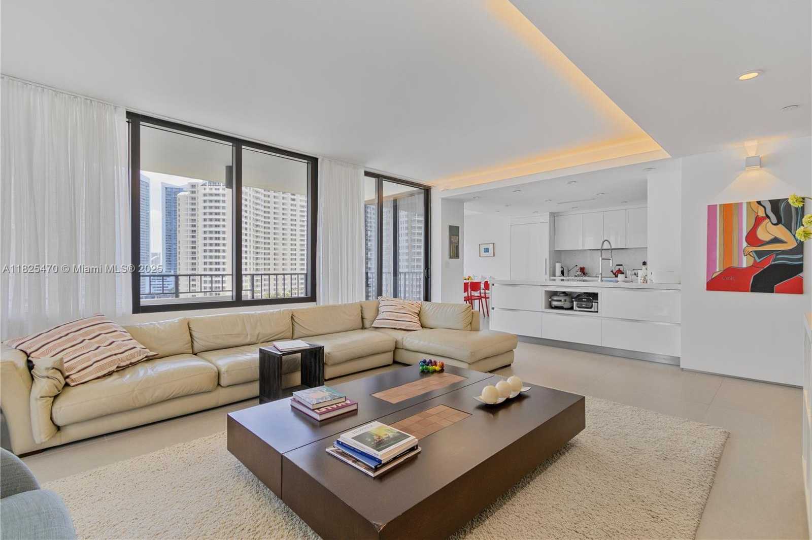 Small Image of 520 BRICKELL KEY DR #A1421, Miami Number 9