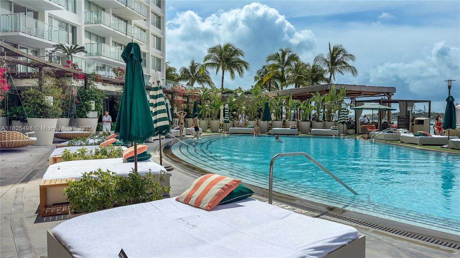 Small Image of 1100 WEST AVE #506, Miami Beach Number 17