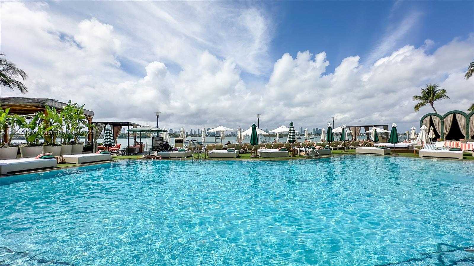 Small Image of 1100 WEST AVE #506, Miami Beach Number 20