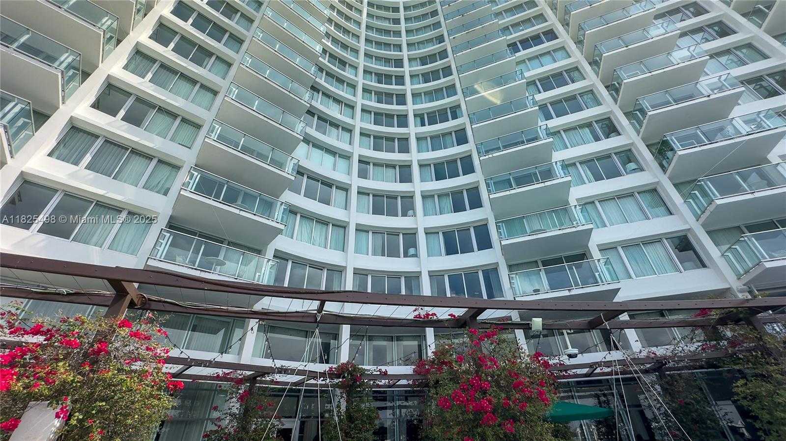 Small Image of 1100 WEST AVE #506, Miami Beach Number 4