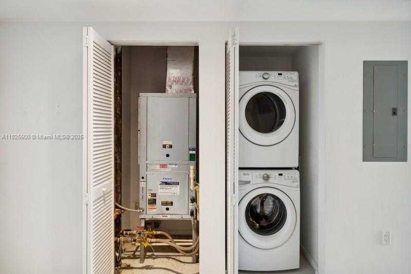 Small Image of 5300 NORTH WEST 85TH AVE #1604, Doral Number 12
