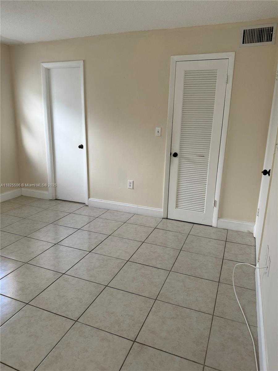 Small Image of 8345 SUNRISE LAKES BLVD #312, Sunrise Number 12