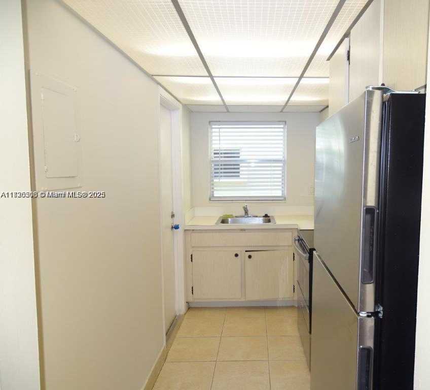 Small Image of 1425 ARTHUR ST #311B, Hollywood Number 11