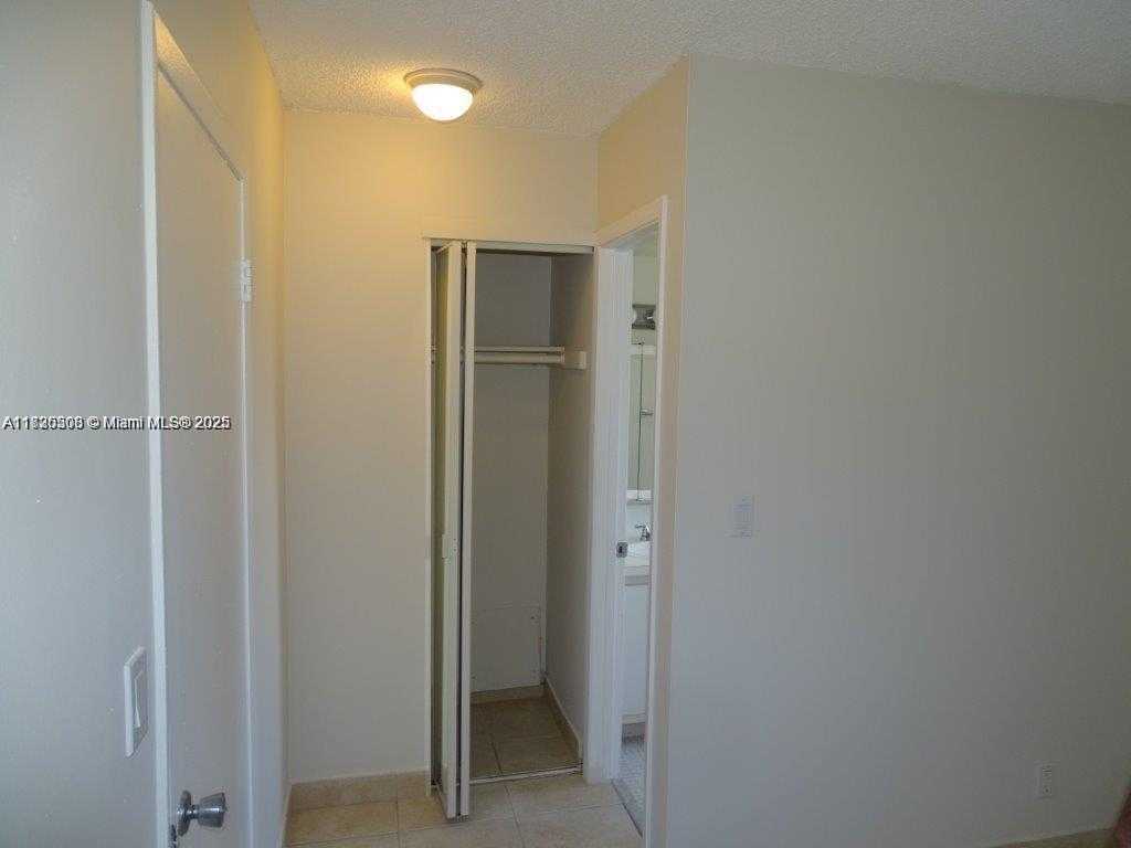 Small Image of 1425 ARTHUR ST #311B, Hollywood Number 13