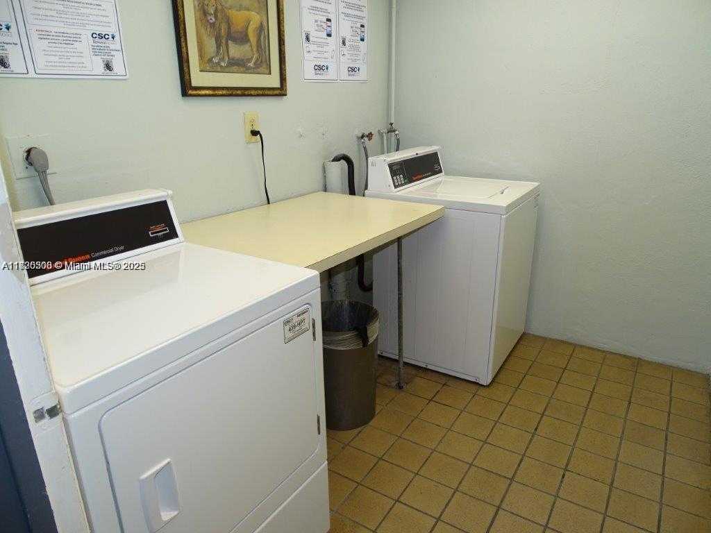 Small Image of 1425 ARTHUR ST #311B, Hollywood Number 18
