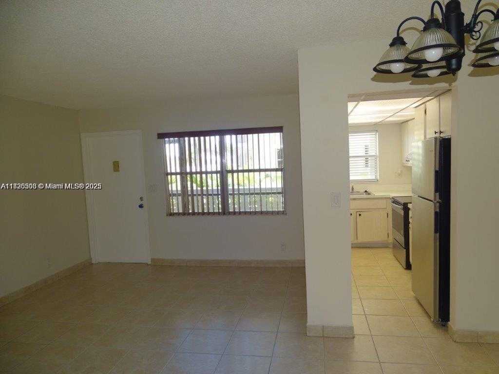 Small Image of 1425 ARTHUR ST #311B, Hollywood Number 7