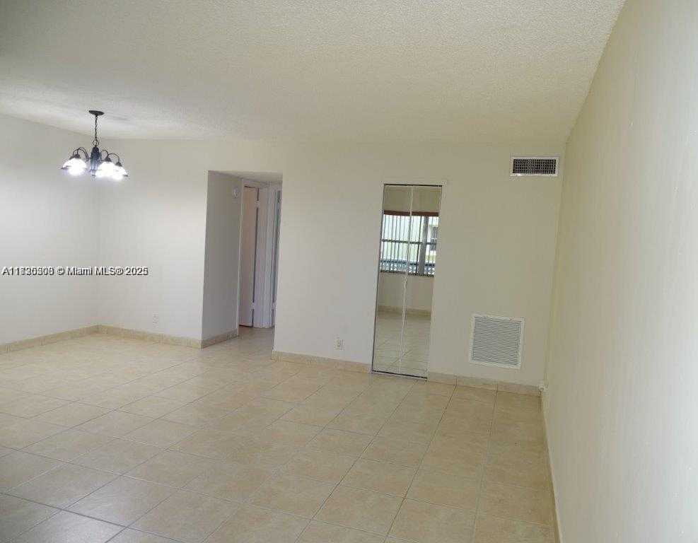 Small Image of 1425 ARTHUR ST #311B, Hollywood Number 8