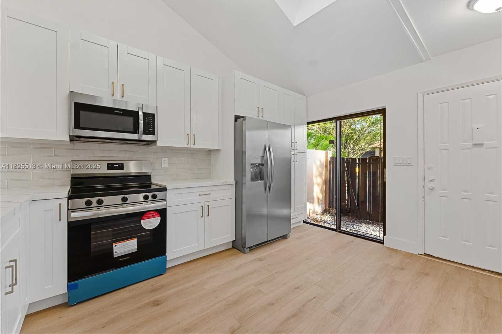 Small Image of 7720 NORTH WEST 79TH AVE #B6, Tamarac Number 3