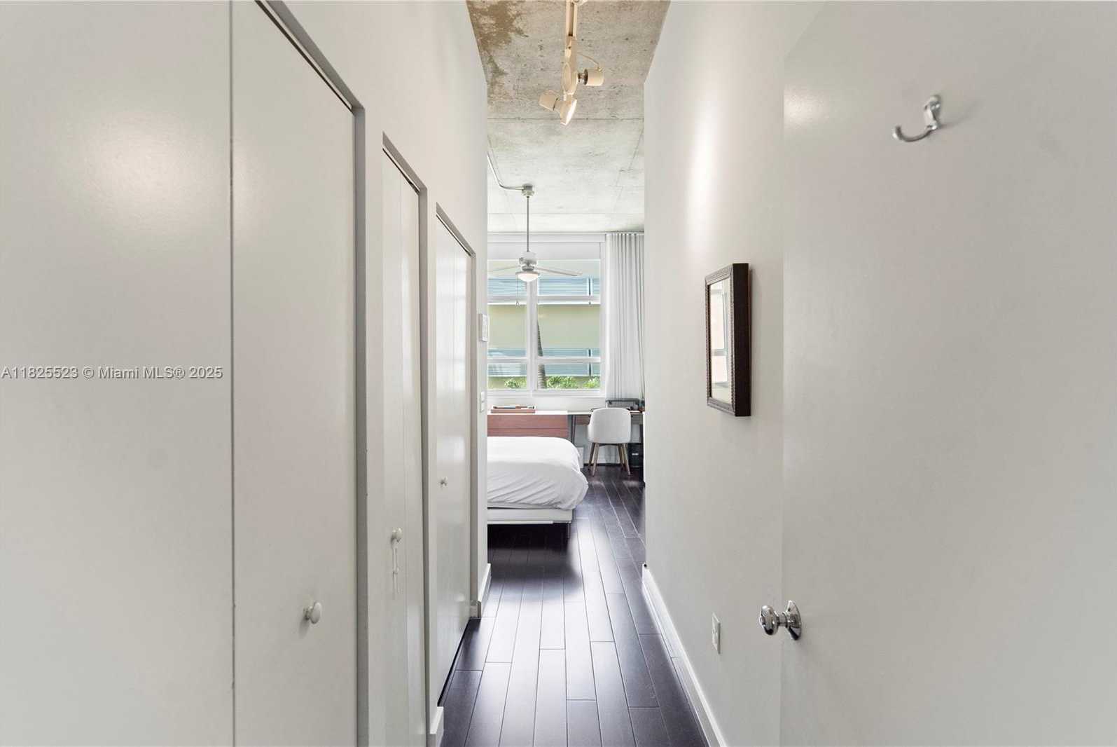 Small Image of 2001 BISCAYNE BLVD #2201, Miami Number 15