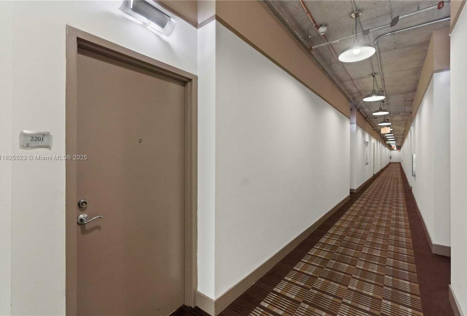Small Image of 2001 BISCAYNE BLVD #2201, Miami Number 27