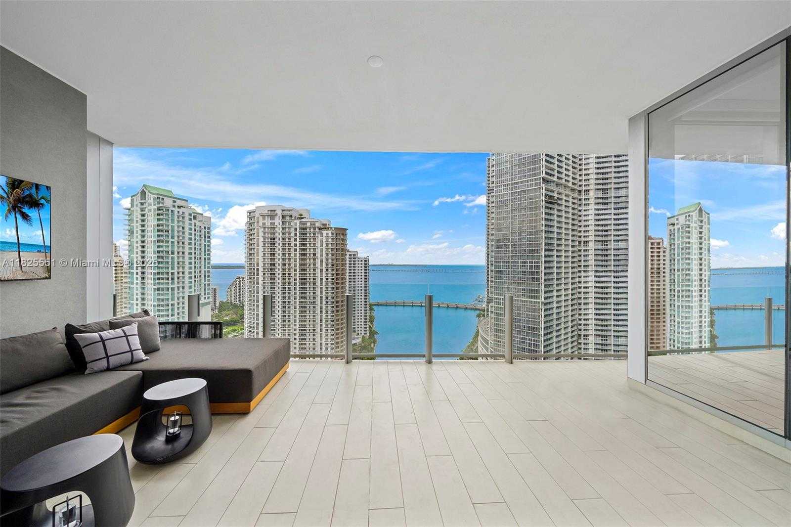 Small Image of 300 BISCAYNE BOULEVARD WAY #2703, Miami Number 10
