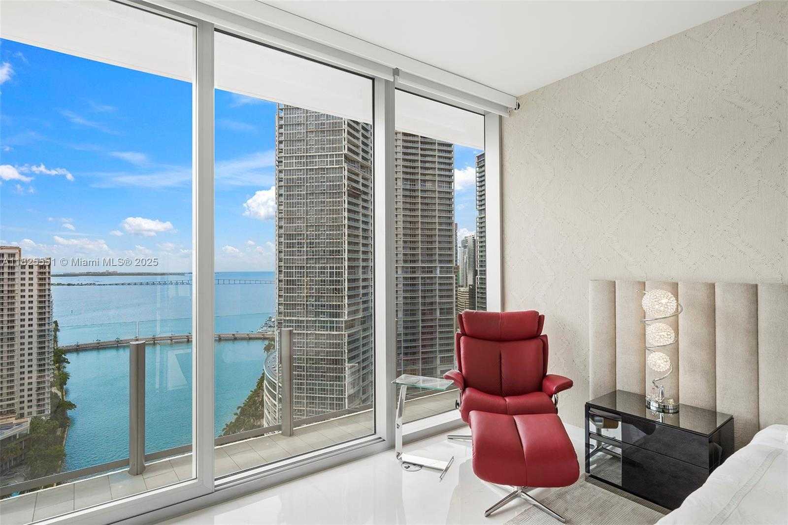 Small Image of 300 BISCAYNE BOULEVARD WAY #2703, Miami Number 22