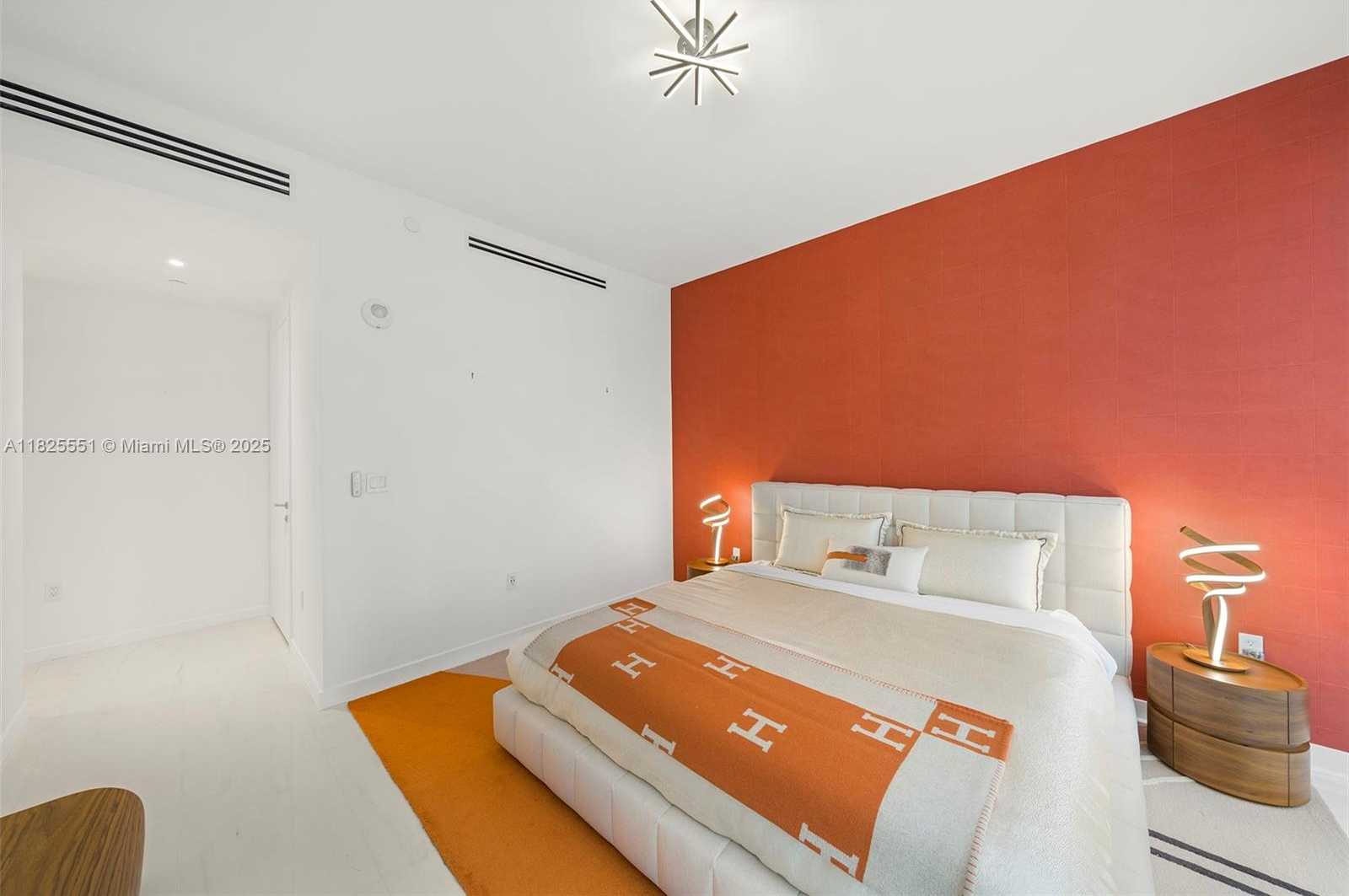 Small Image of 300 BISCAYNE BOULEVARD WAY #2703, Miami Number 30