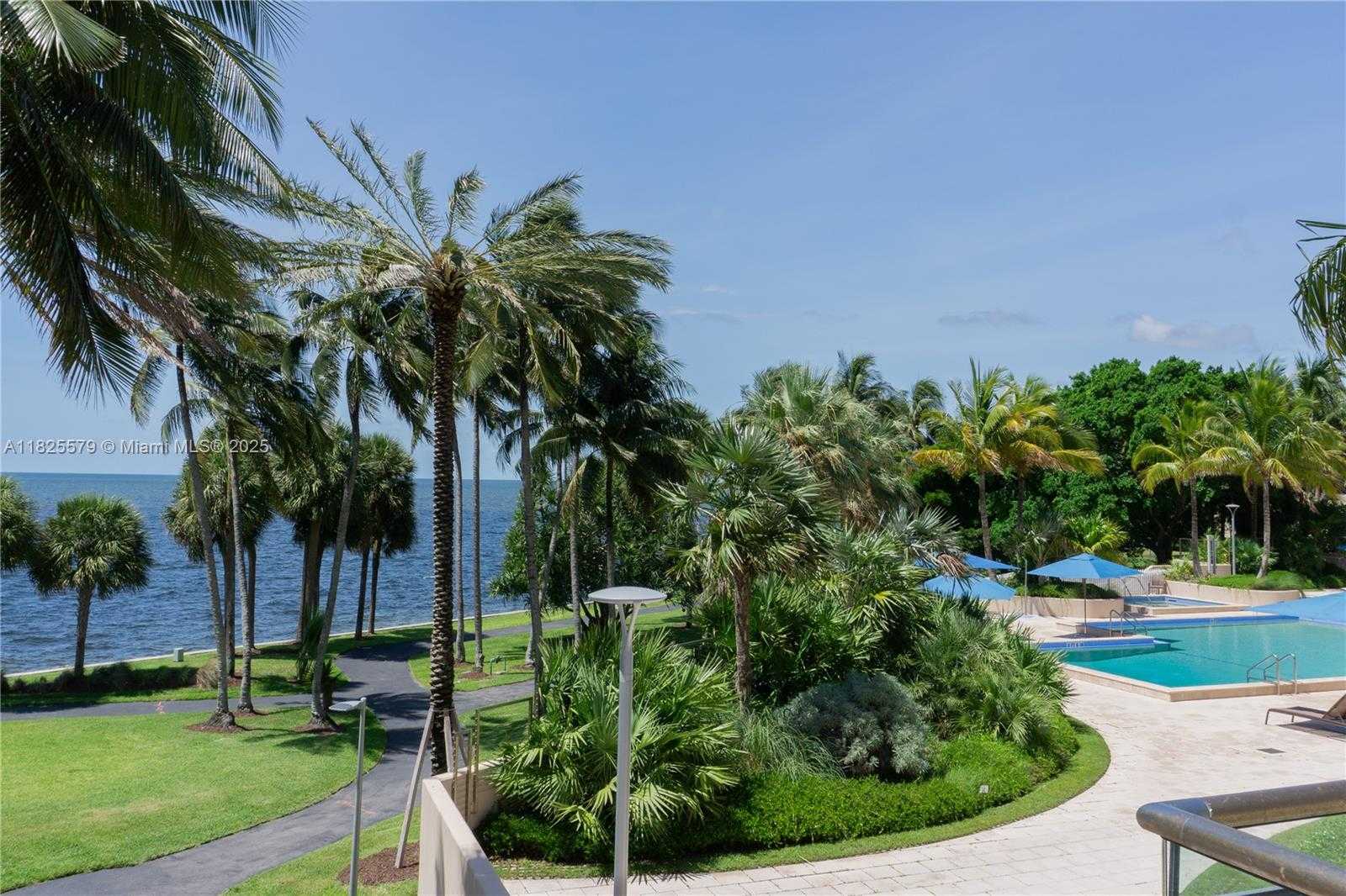 Small Image of 3 GROVE ISLE DR #C1405, Miami Number 18