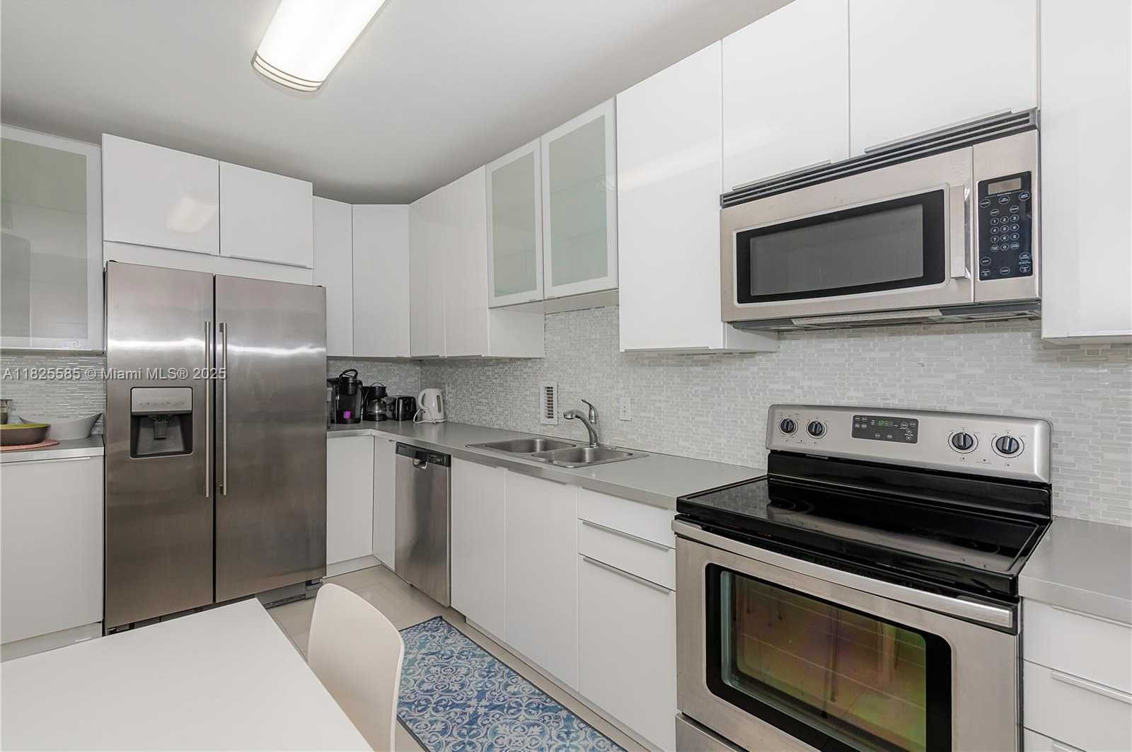 Small Image of 3901 SOUTH OCEAN DR #12E, Hollywood Number 22