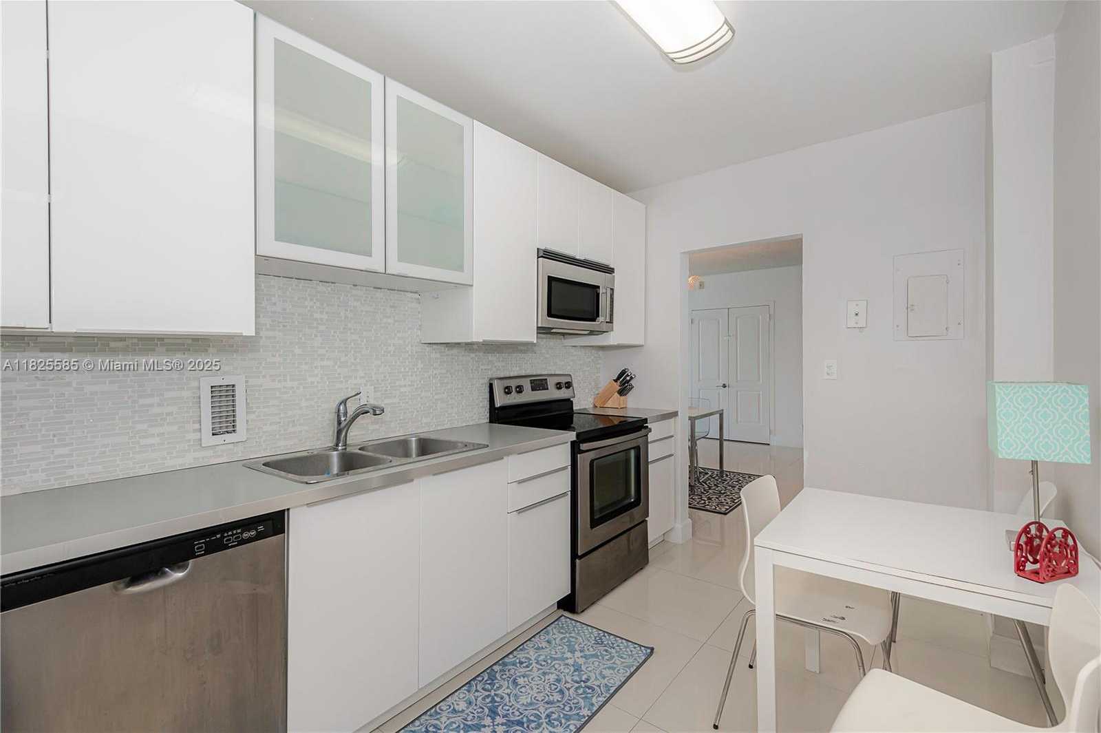 Small Image of 3901 SOUTH OCEAN DR #12E, Hollywood Number 23