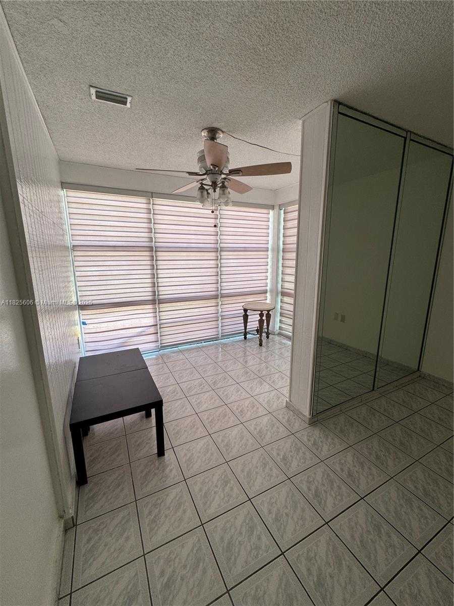 Small Image of 17620 ATLANTIC BLVD #105, Sunny Isles Beach Number 15