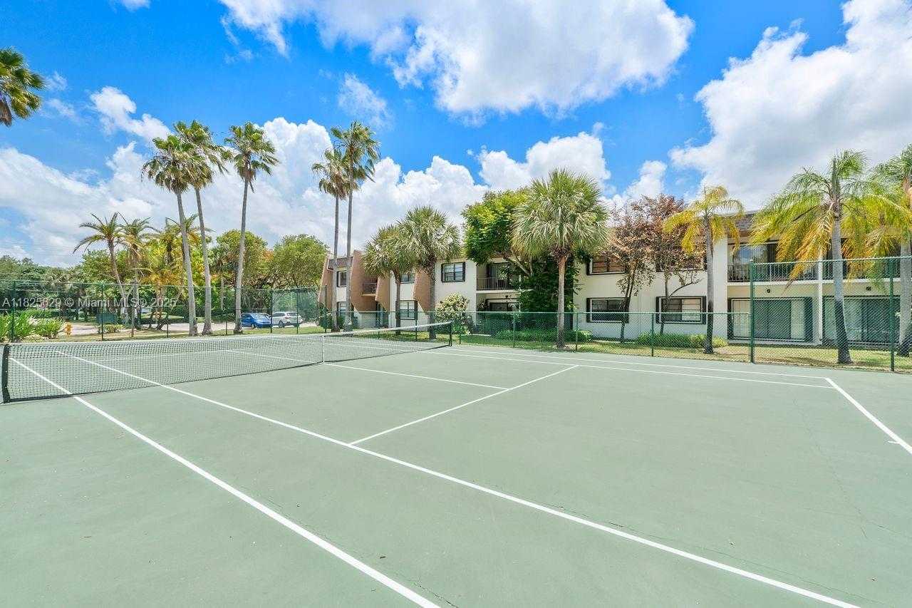 Small Image of 8261 SOUTH WEST 128TH ST #215, Pinecrest Number 16