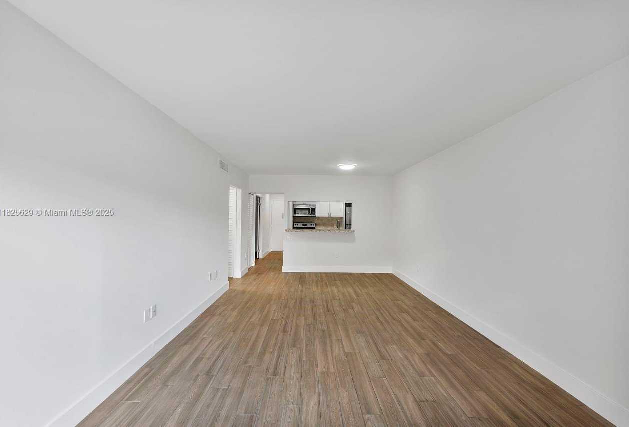Small Image of 8261 SOUTH WEST 128TH ST #215, Pinecrest Number 4