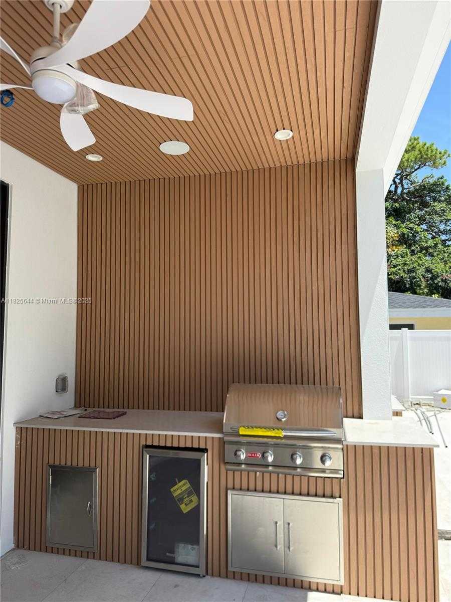 Small Image of 808 NORTH EAST 17TH TER, Fort Lauderdale Number 10