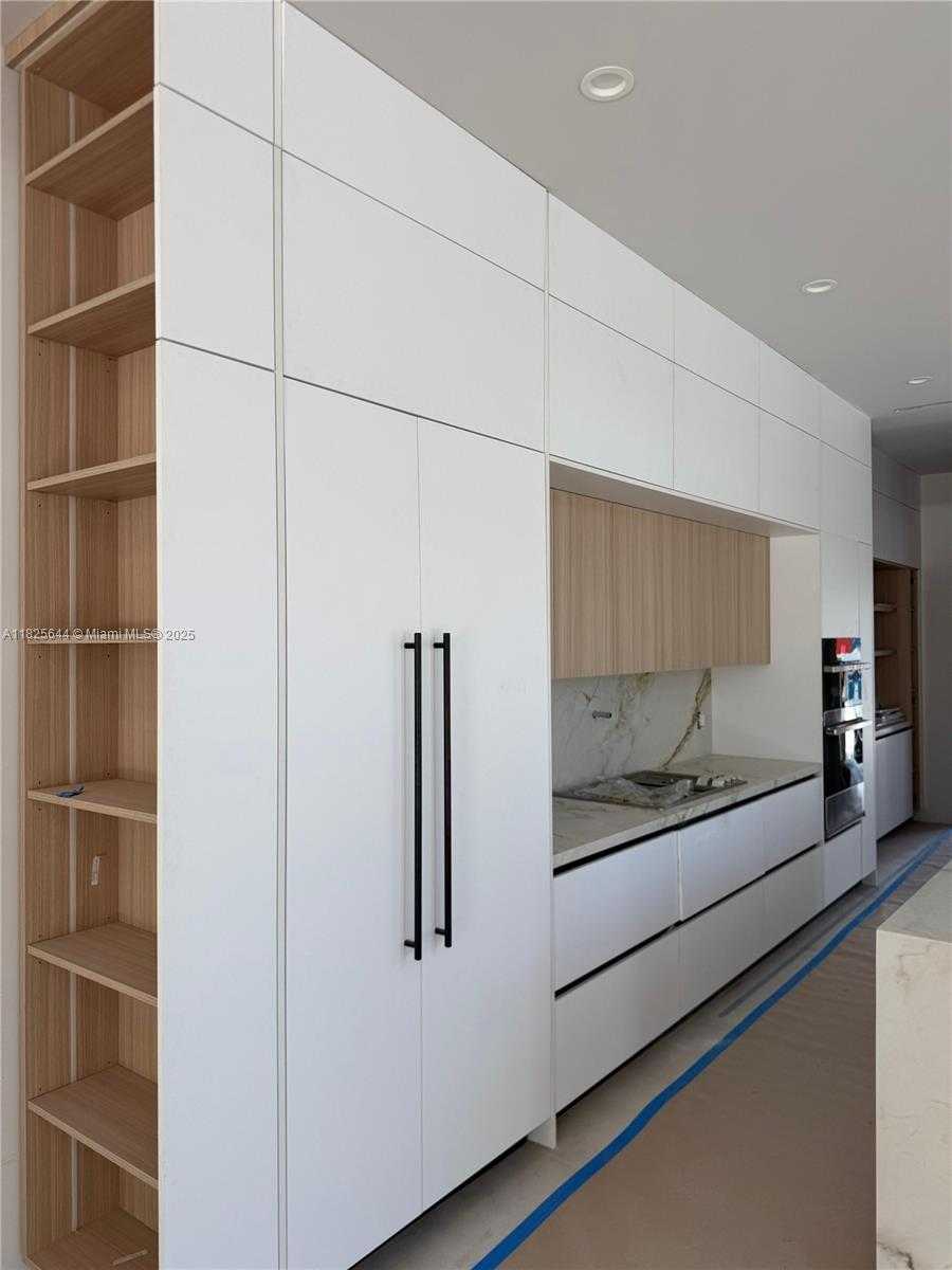 Small Image of 808 NORTH EAST 17TH TER, Fort Lauderdale Number 2