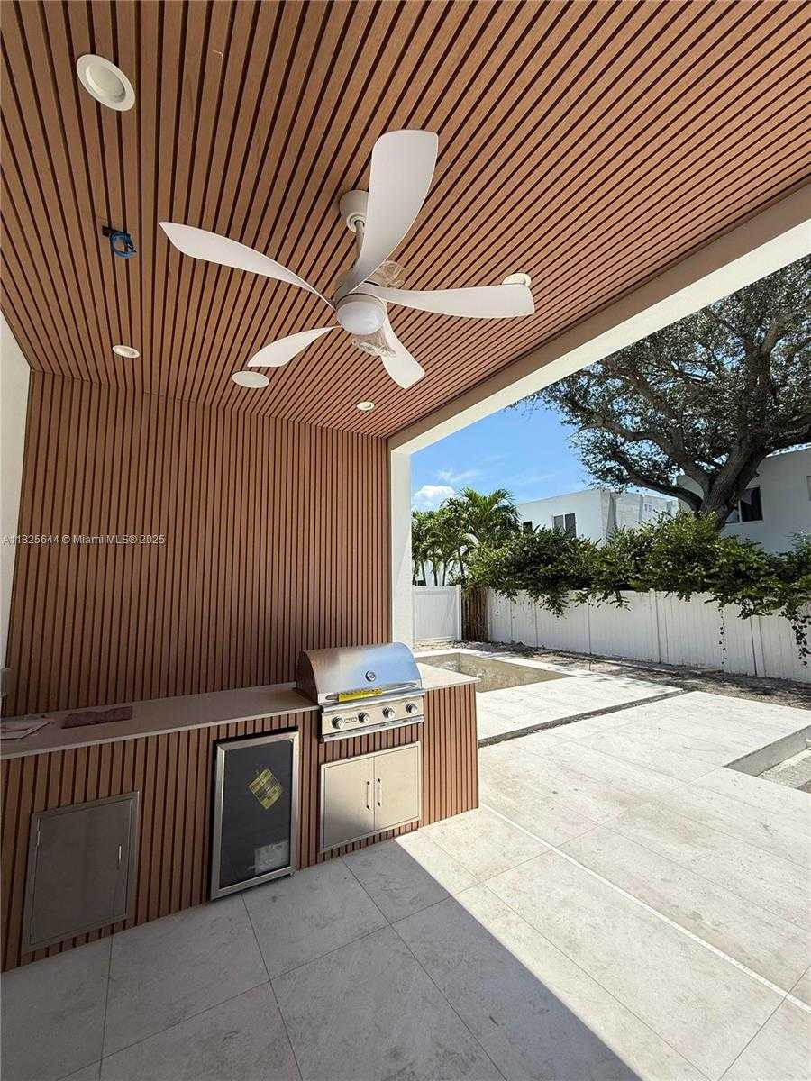 Small Image of 808 NORTH EAST 17TH TER, Fort Lauderdale Number 9