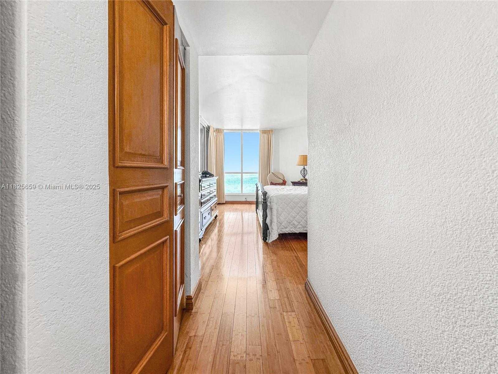 Small Image of 6767 COLLINS AVE #704, Miami Beach Number 16