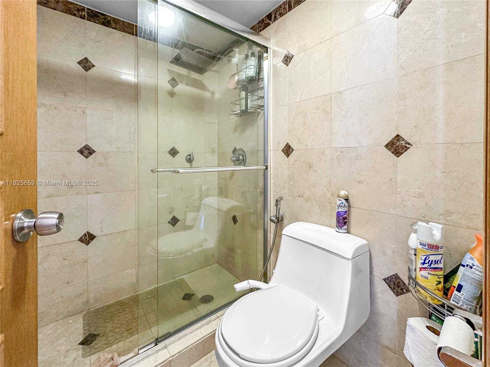 Small Image of 6767 COLLINS AVE #704, Miami Beach Number 21