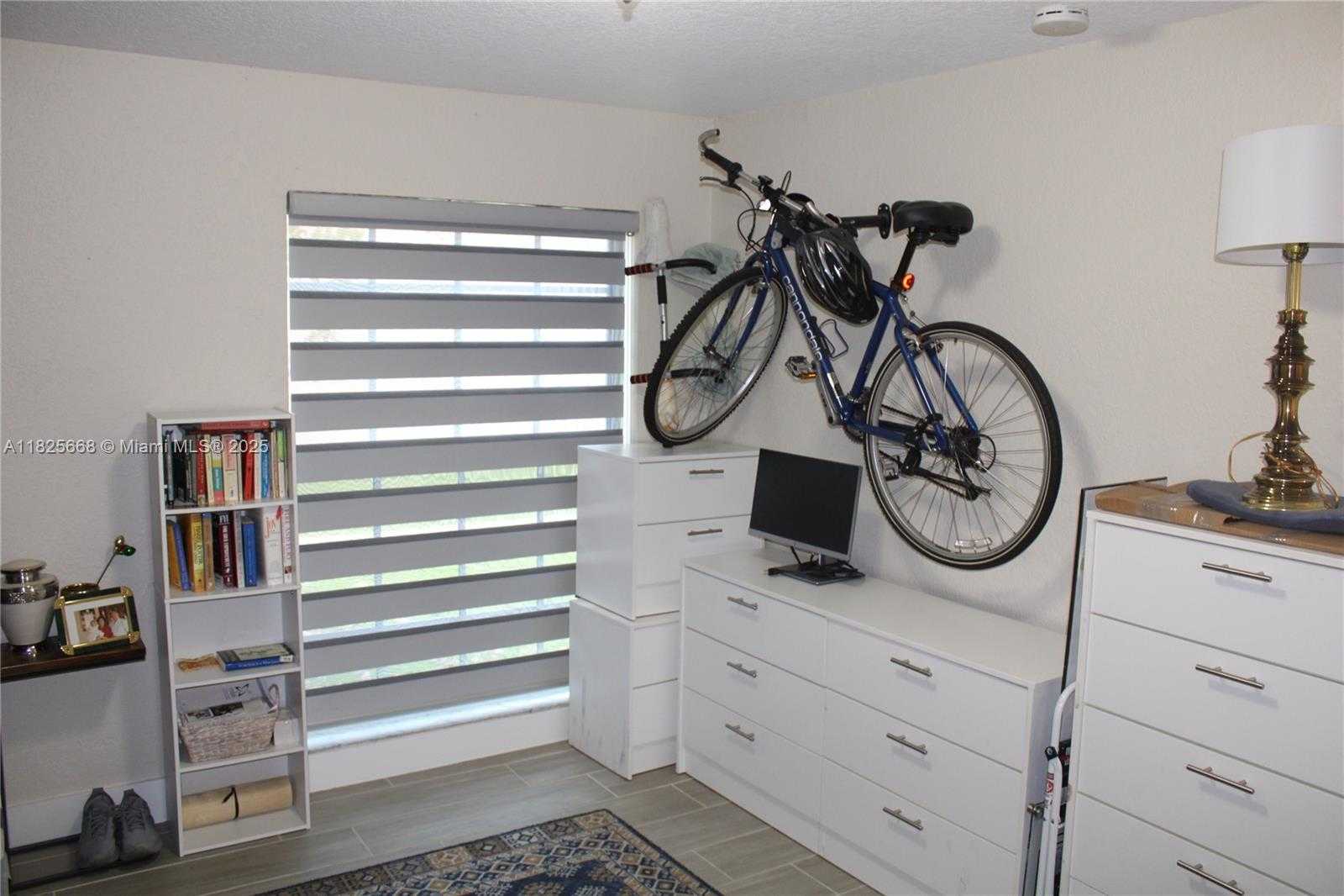 Small Image of 7201 MIAMI LAKES DR #B13, Miami Lakes Number 17