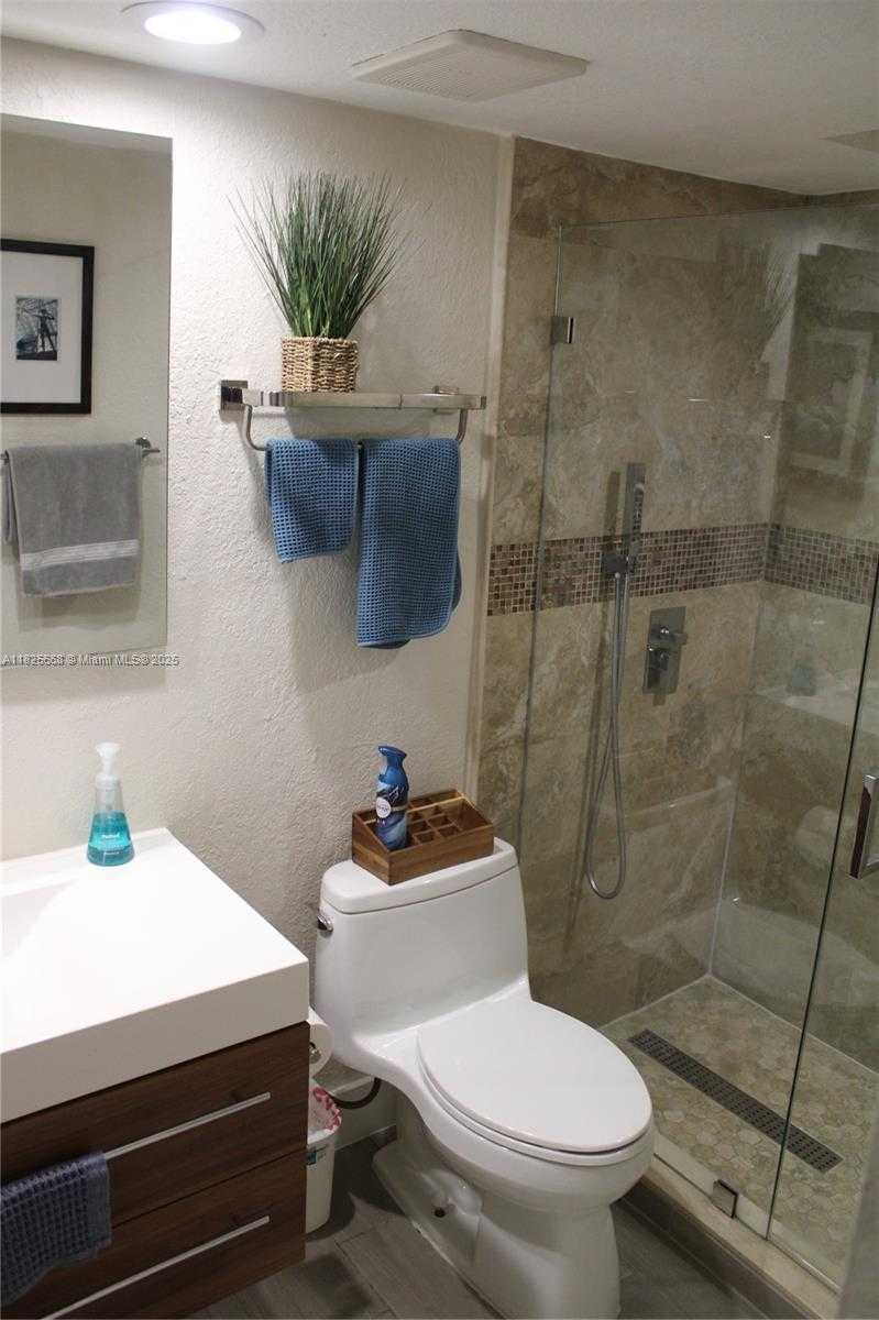 Small Image of 7201 MIAMI LAKES DR #B13, Miami Lakes Number 19