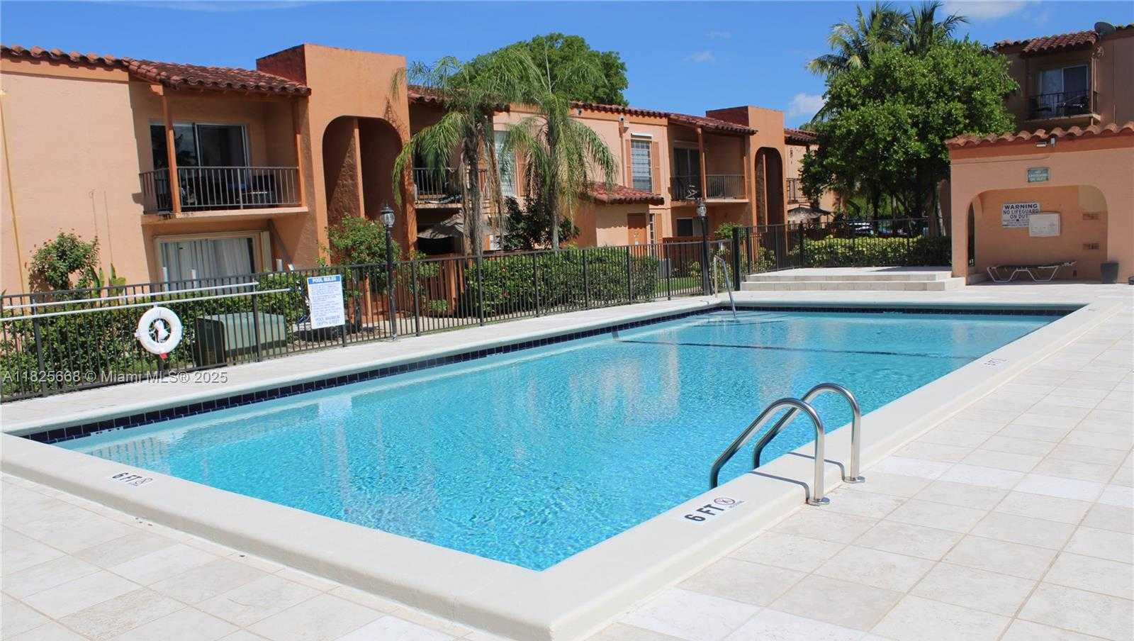 Small Image of 7201 MIAMI LAKES DR #B13, Miami Lakes Number 27