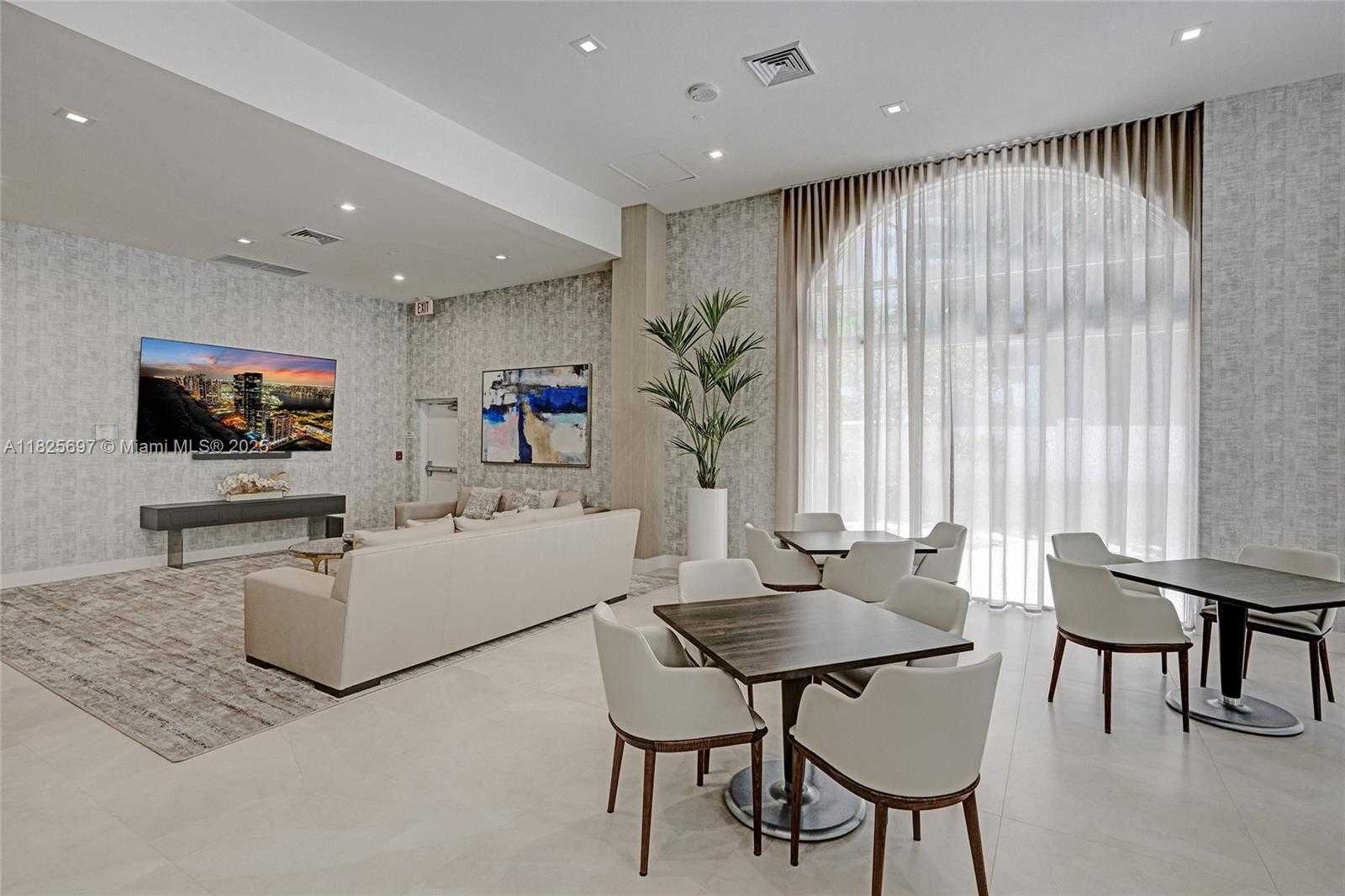 Small Image of 3640 YACHT CLUB DR #1704, Aventura Number 45