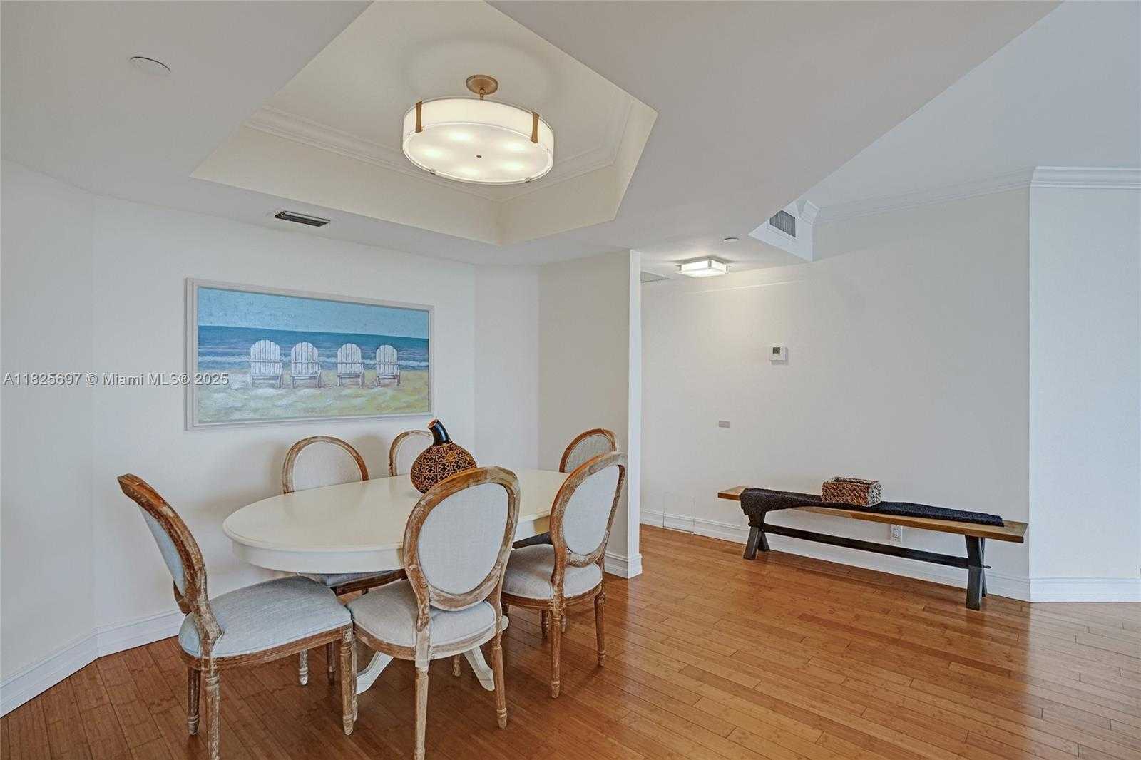 Small Image of 3640 YACHT CLUB DR #1704, Aventura Number 9
