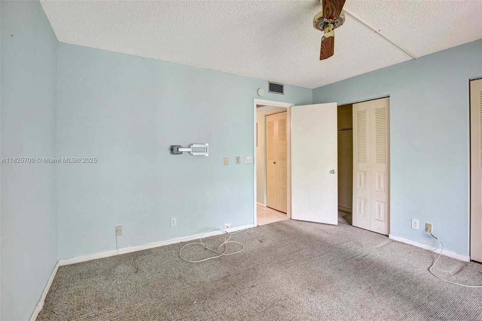 Small Image of 13155 SOUTH WEST 7TH CT #308E, Pembroke Pines Number 19