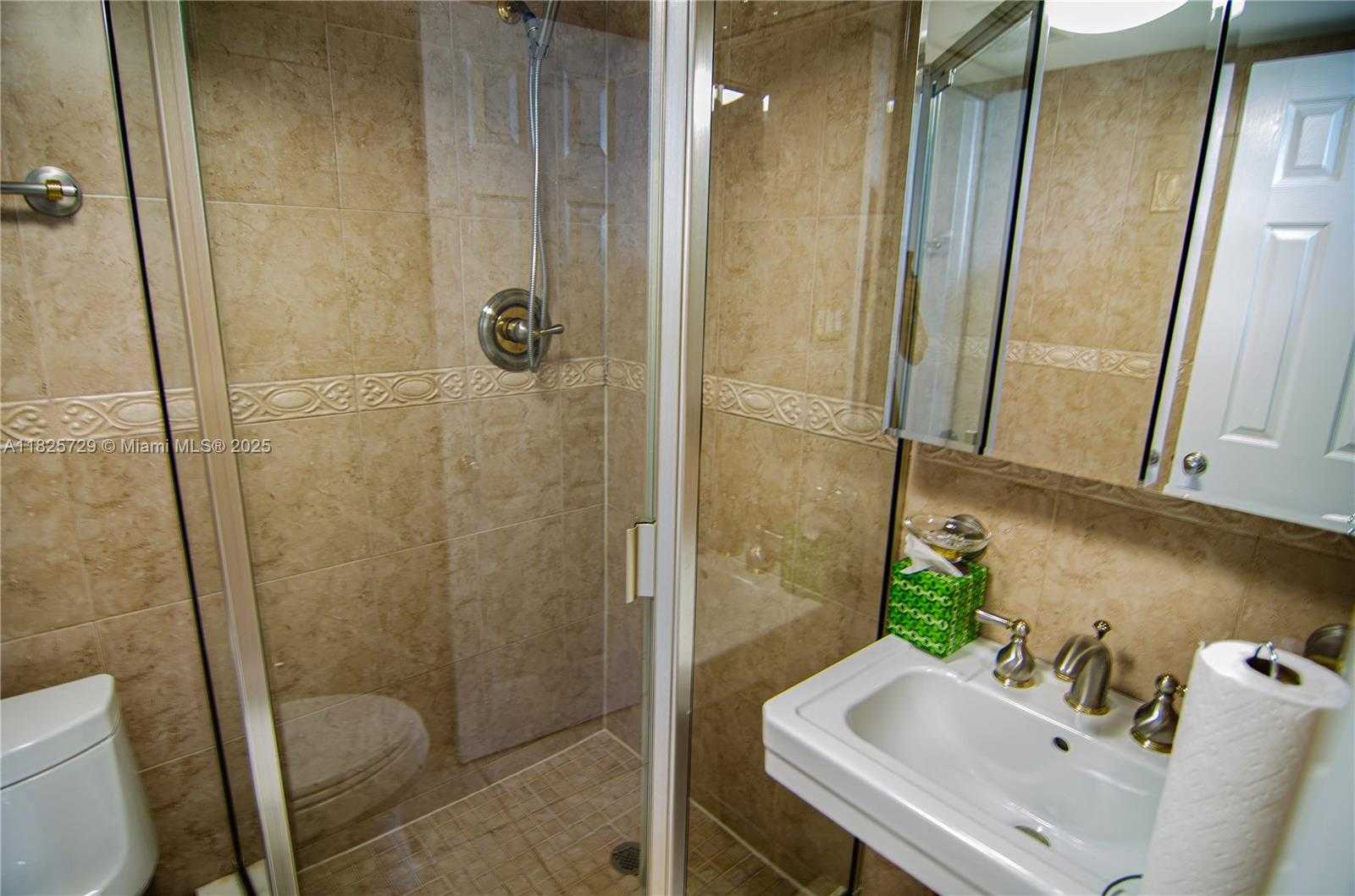 Small Image of 9420 POINCIANA PL #115, Davie Number 16