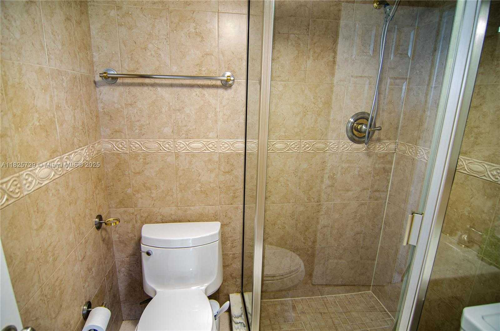 Small Image of 9420 POINCIANA PL #115, Davie Number 17