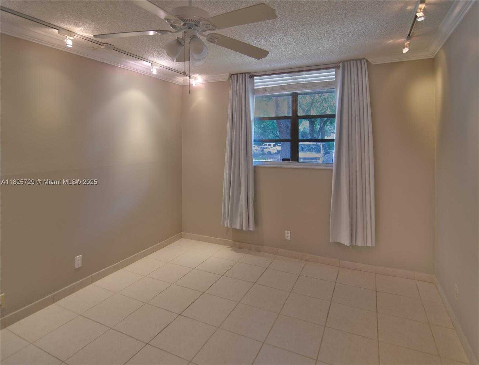 Small Image of 9420 POINCIANA PL #115, Davie Number 20