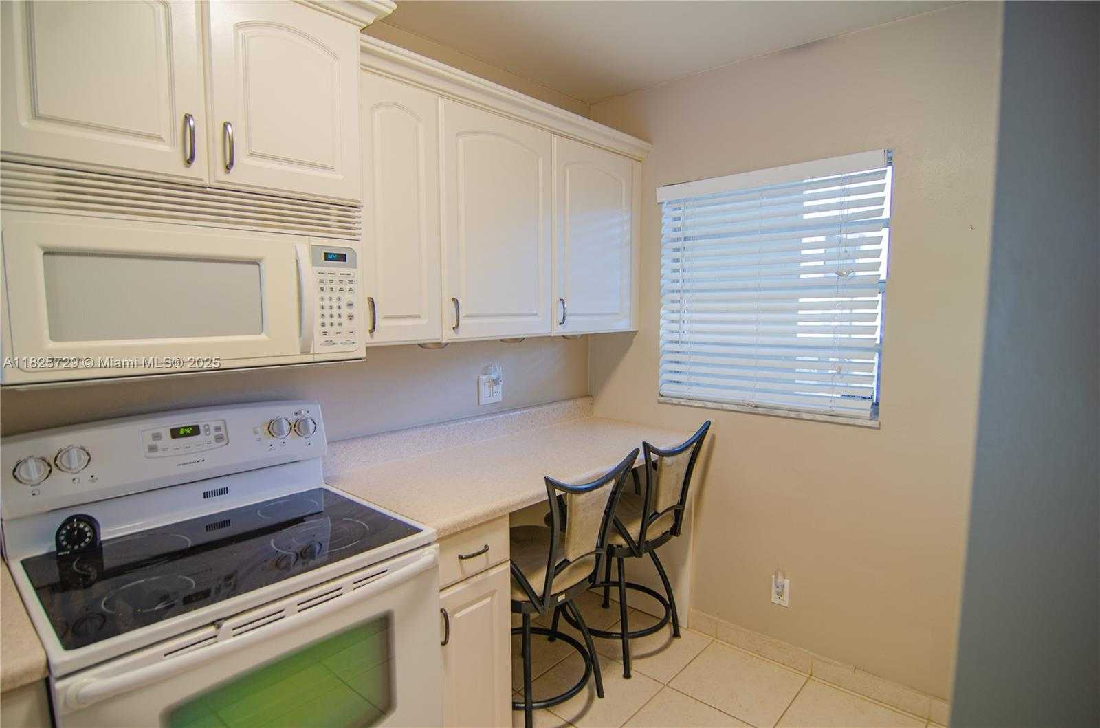 Small Image of 9420 POINCIANA PL #115, Davie Number 21