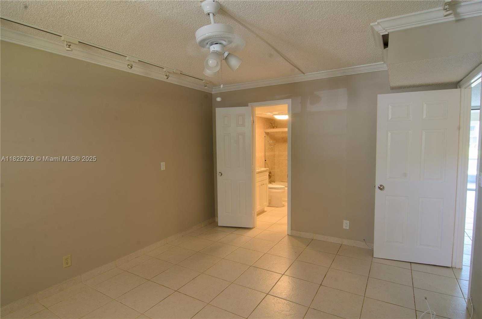 Small Image of 9420 POINCIANA PL #115, Davie Number 3