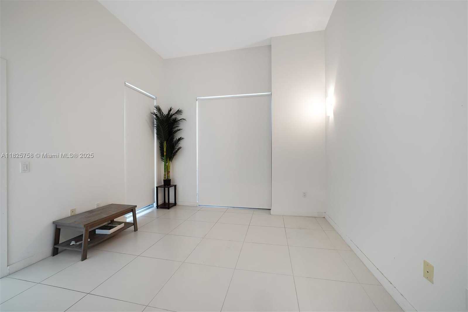 Small Image of 31 SOUTH EAST 6TH ST #2706, Miami Number 15