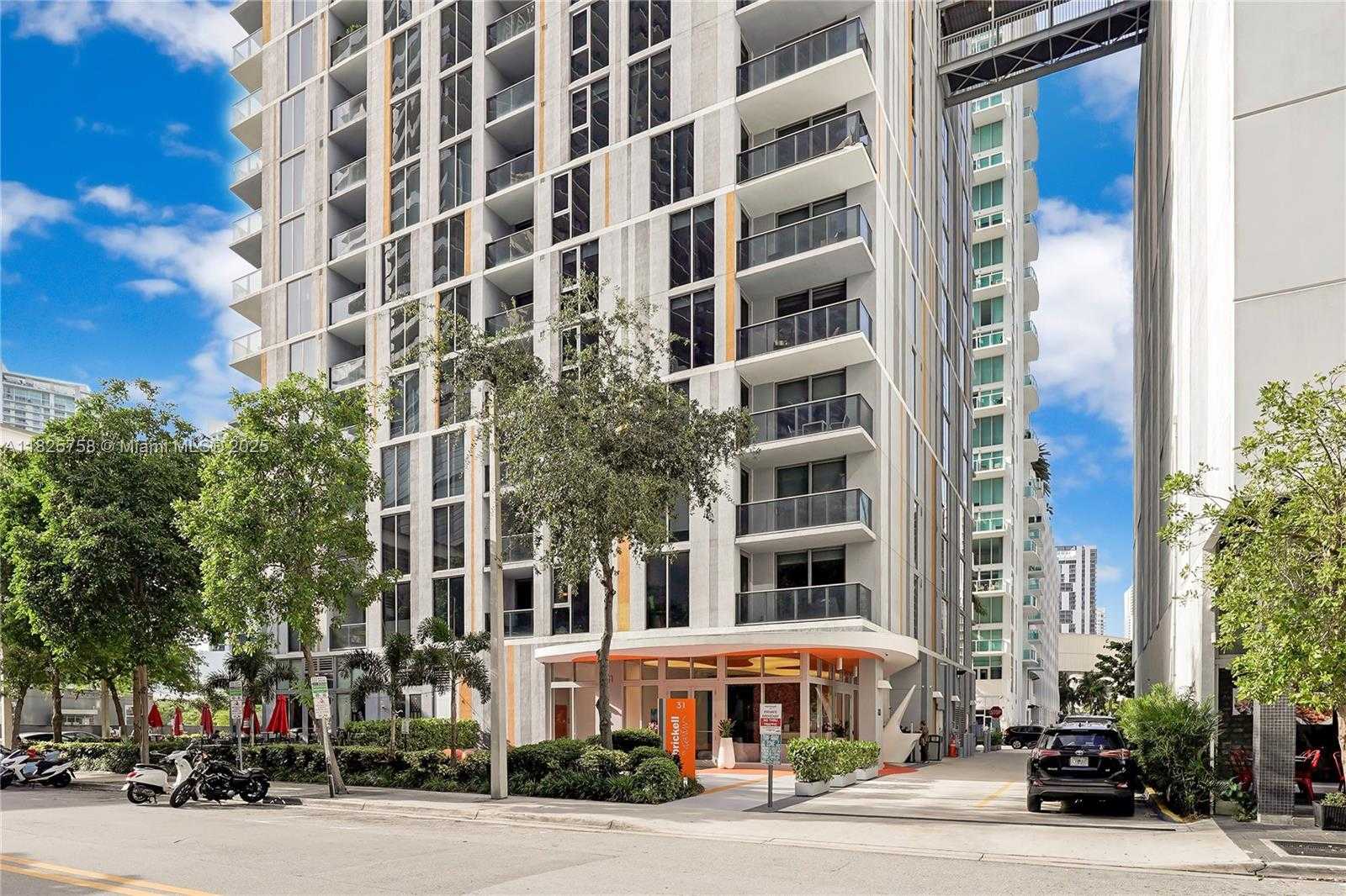 Small Image of 31 SOUTH EAST 6TH ST #2706, Miami Number 4