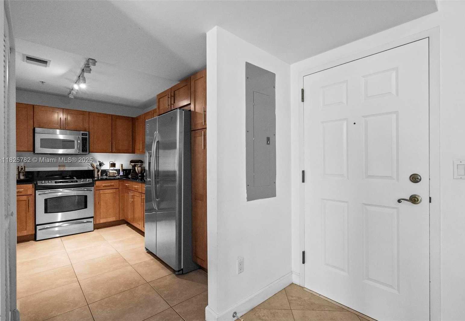 Small Image of 8390 SOUTH WEST 72ND AVE #507, Miami Number 8