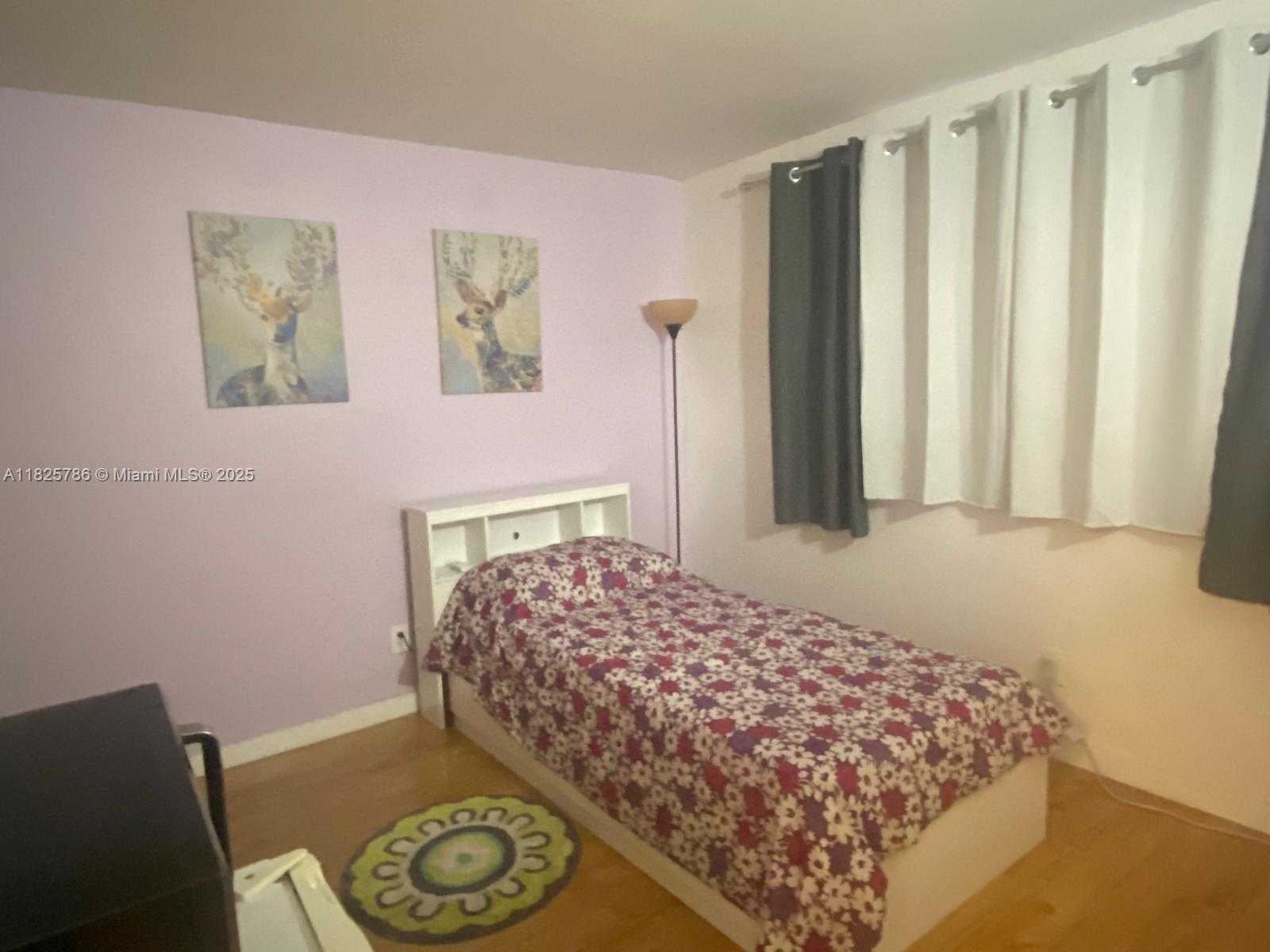 Small Image of 19001 NORTH EAST 14TH AVE #325, Miami Number 8