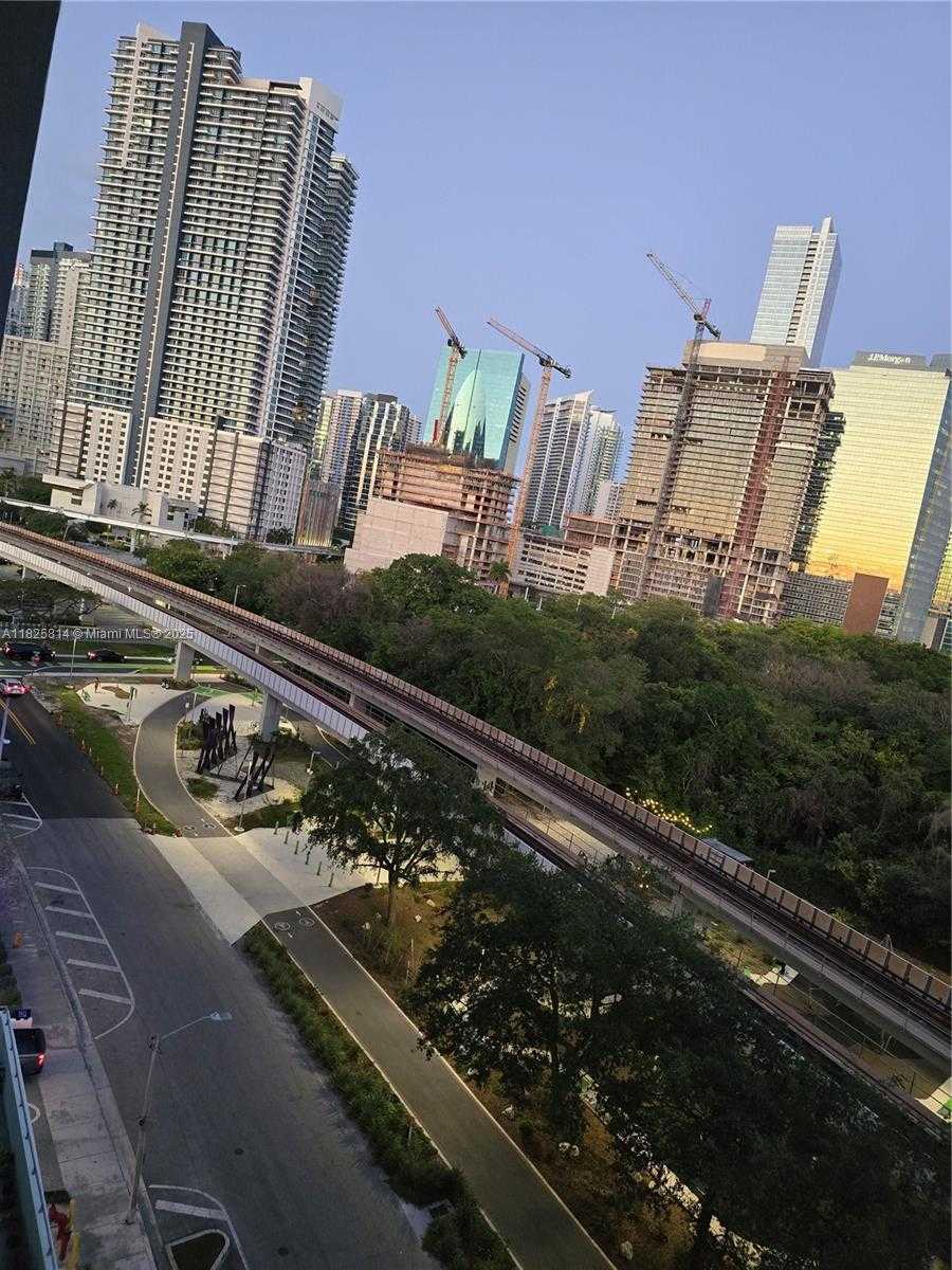 Small Image of 1600 SOUTH WEST 1ST AVE #809, Miami Number 16