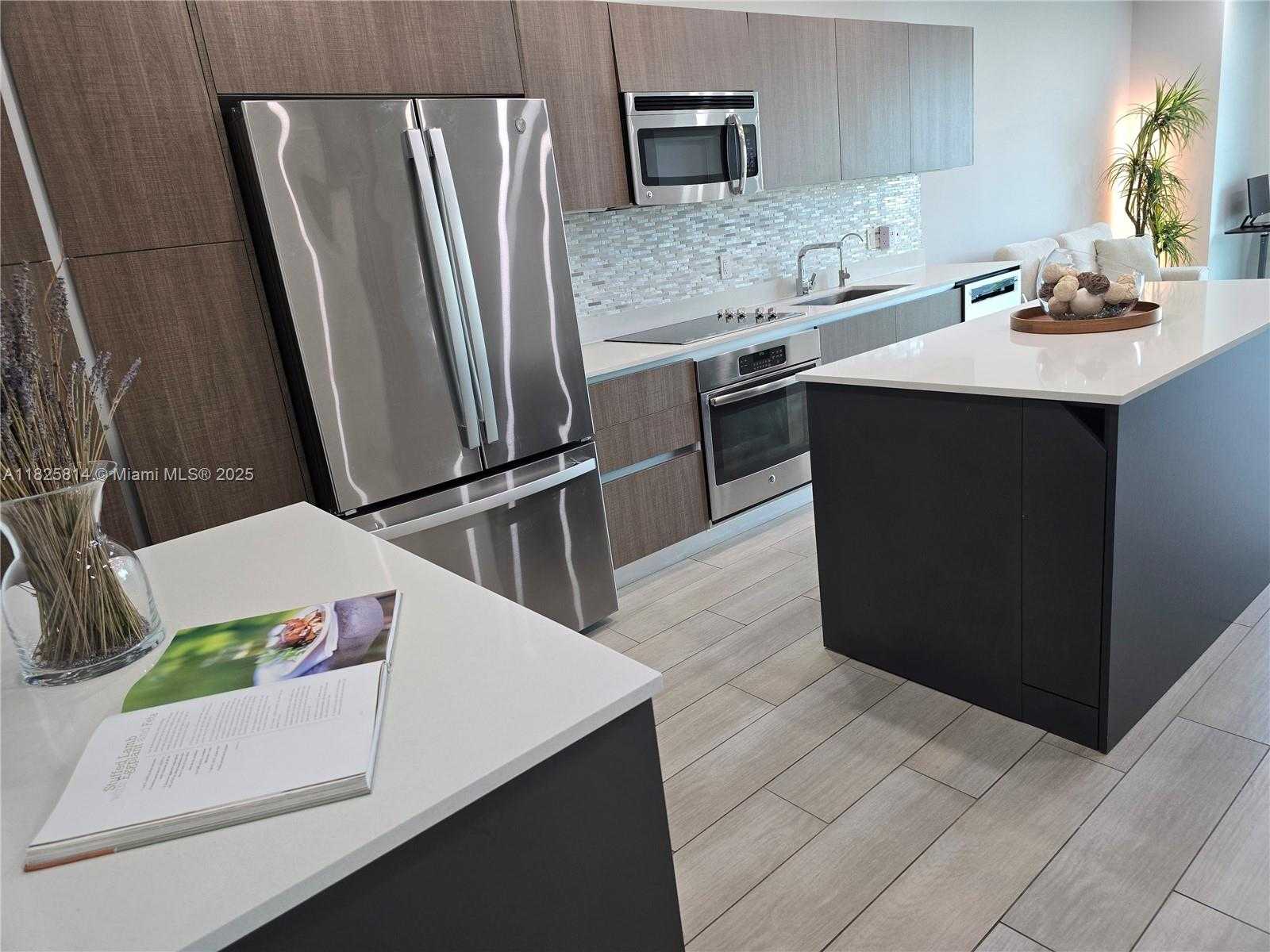 Small Image of 1600 SOUTH WEST 1ST AVE #809, Miami Number 4