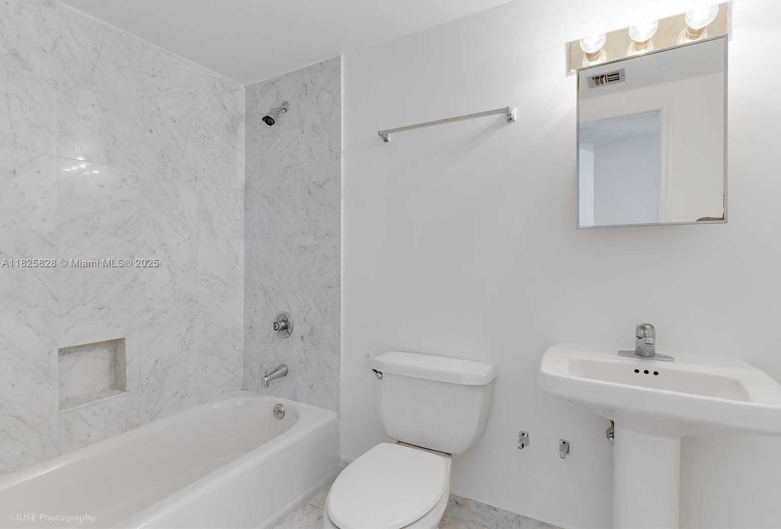 Small Image of 9455 COLLINS AVE #301, Surfside Number 17