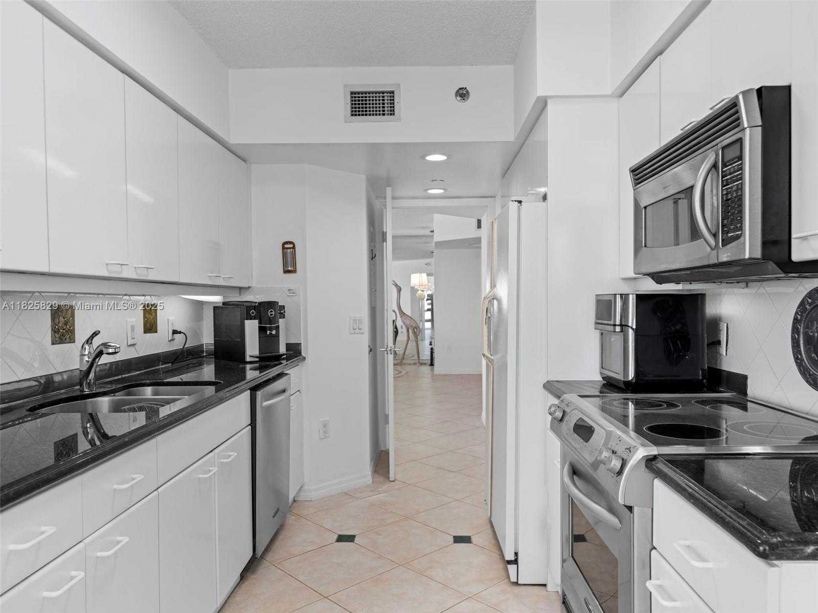 Small Image of 16445 COLLINS AVE #726, Sunny Isles Beach Number 13